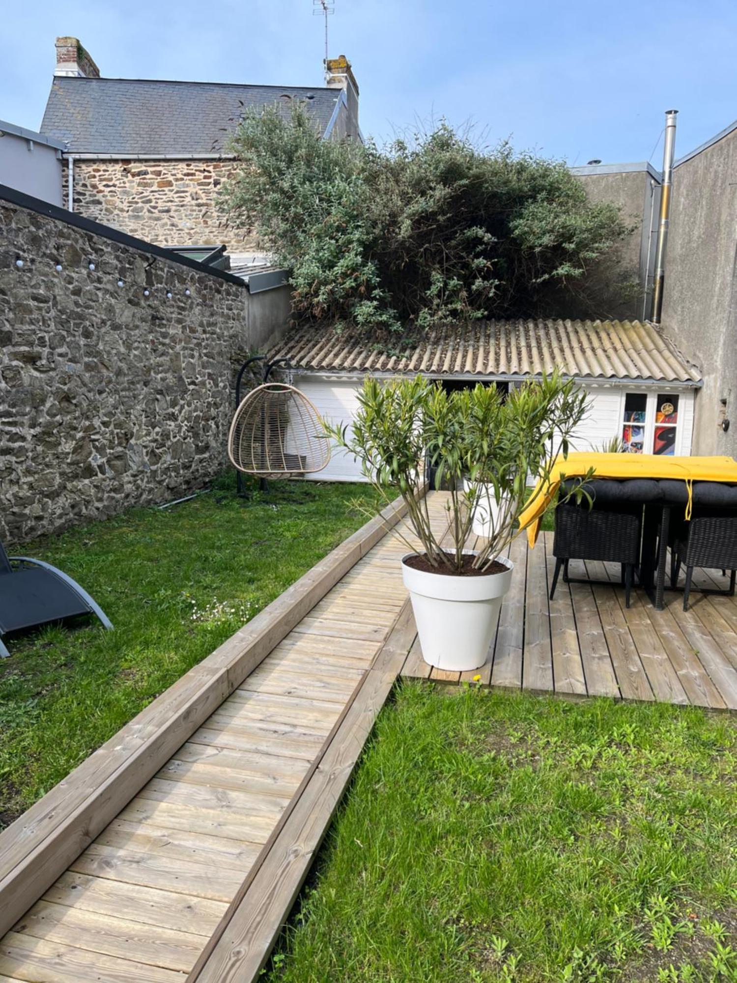 Maison De Ville Avec Jardin Clos Des Matignon Granville Exterior photo
